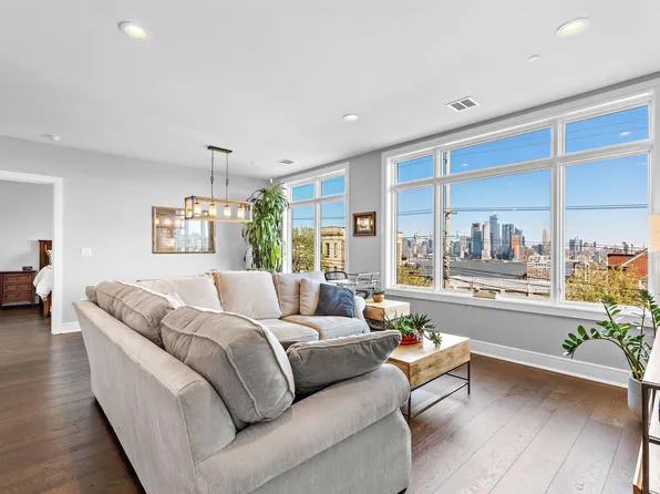 801 Palisade Ave Unit 305, Union City, NJ 07087