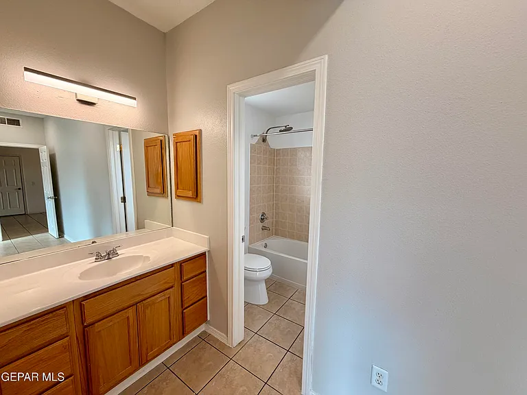 3629 Cave Palm Pl — Photo 12