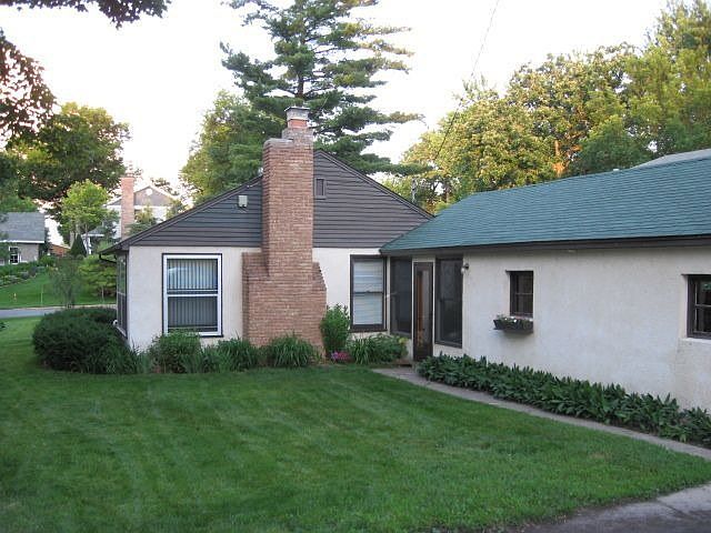 1st image of 15 Woodlane St