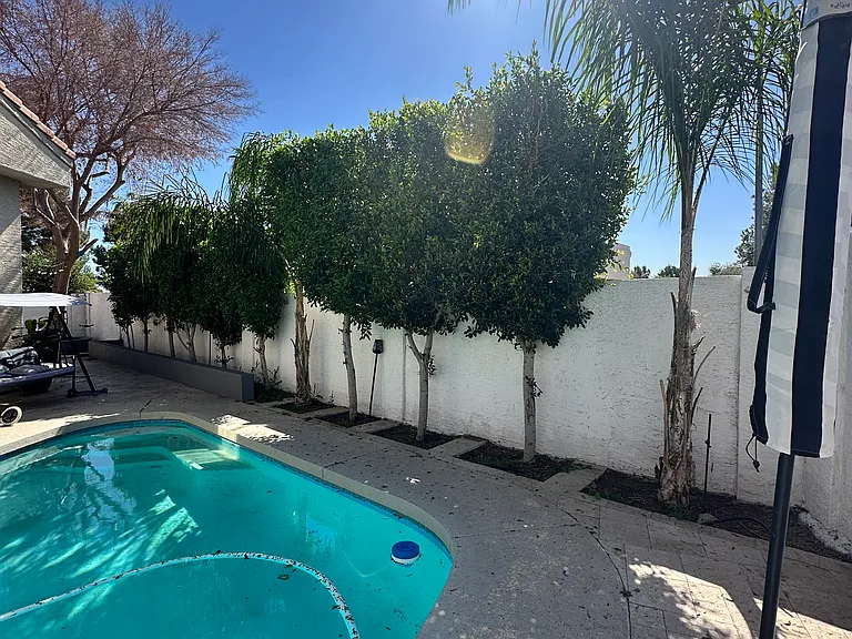 4021 E Altadena Ave — Photo 5
