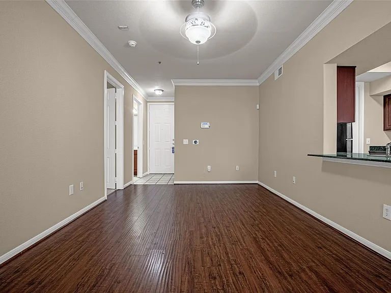 7575 Kirby Dr #3202 — Photo 13