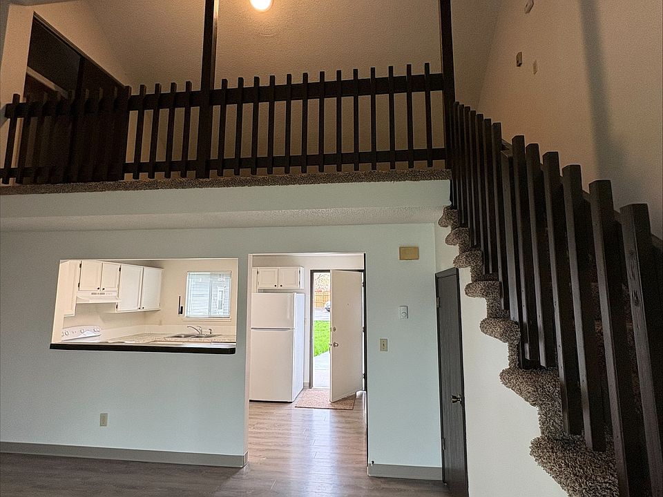 1st image of 3110 S Clinton Rd APT 3