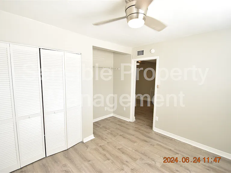 2926 51st St S #1 — Photo 27