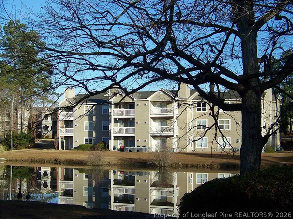 661 Bartons Landing Pl APT 6, Fayetteville, NC 28314