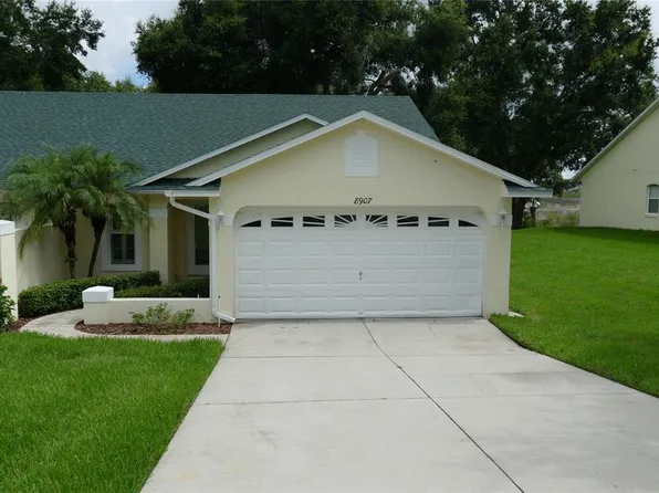 8907 Courtyard Ln, Groveland, FL 34736