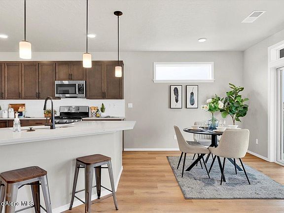 5th image of 6476 N Suncrest Ln