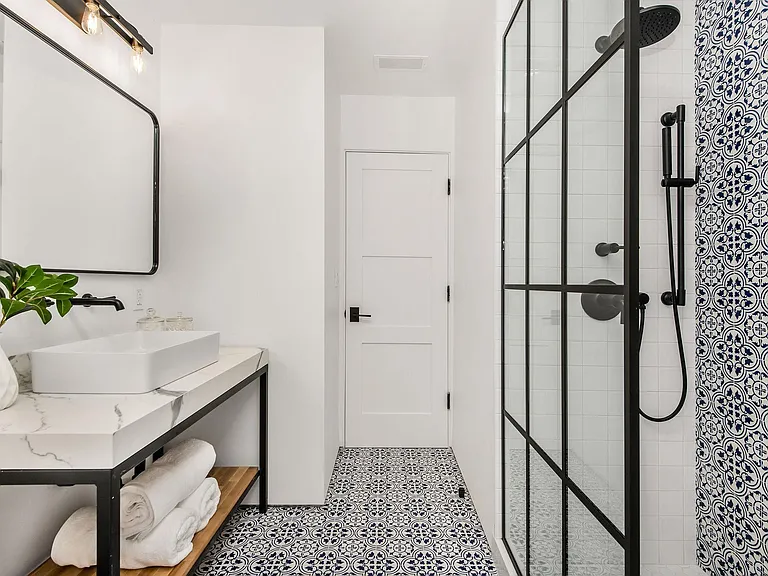 17115 Bullock St — Photo 13