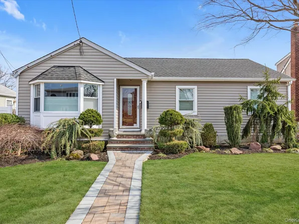 2382 Garfield Street, North Bellmore, NY 11710