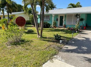 137 SW 13th Ave, Boynton Beach, FL 33435