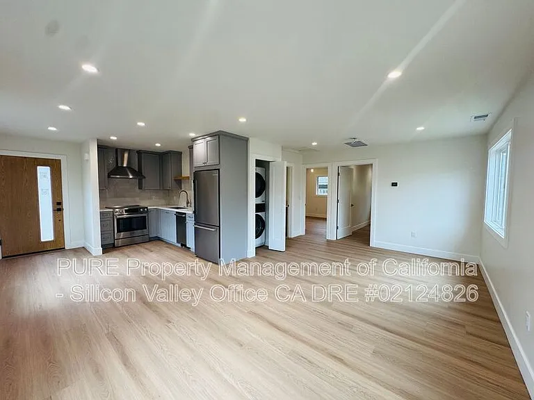 1072 S 11th St #2 — Photo 3
