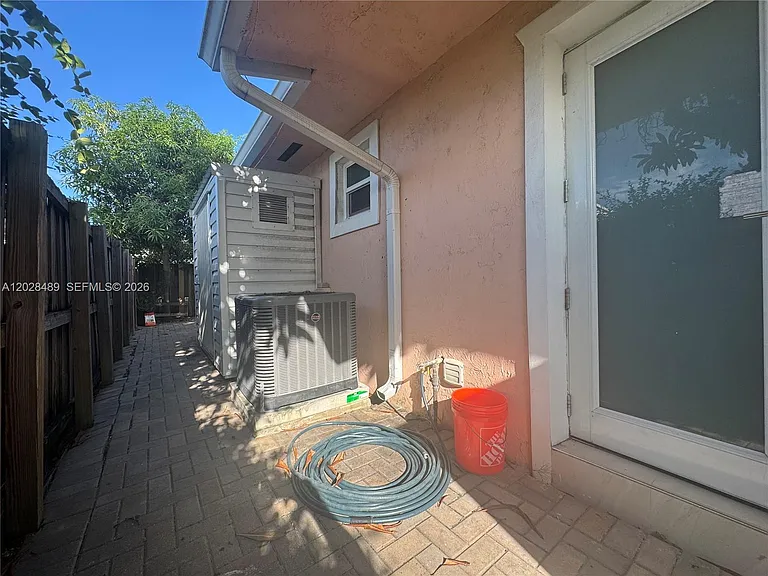 125 SE 4th Ave #2 — Photo 18