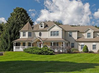 2 Peach Tree Ln, Kinnelon, NJ 07405