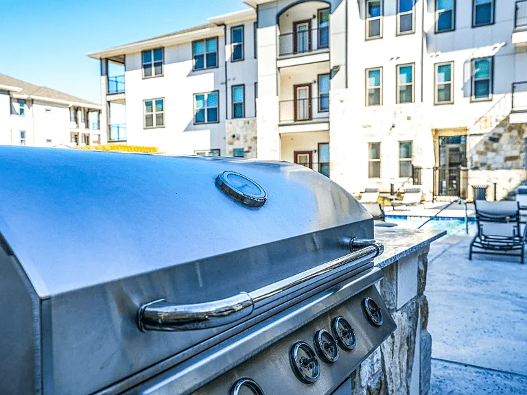 The Grand at Manor Apartments — Photo 5