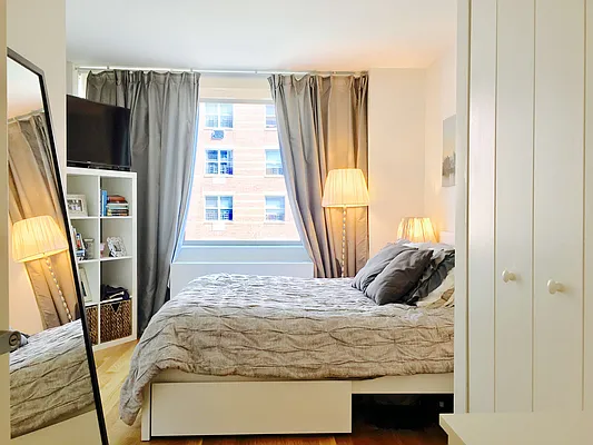 Rented by Matthew Gros-Werter, LREB  | media 23