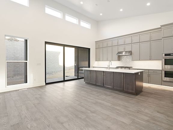 3rd image of 4578 N Solstice Dr #332