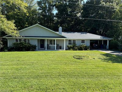 203 Ridgeview Dr, Mount Airy, NC, 27030