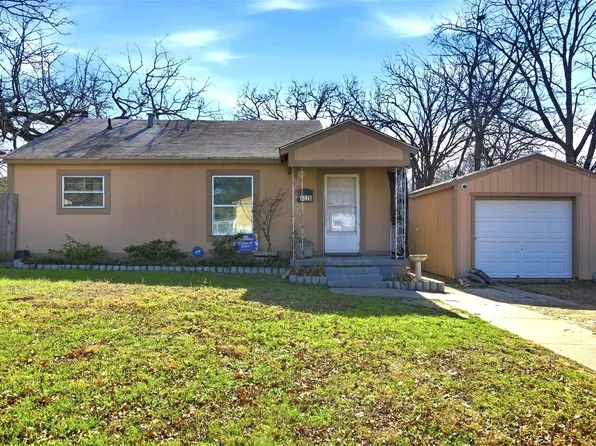 5528 Greenlee St, Fort Worth, TX 76112