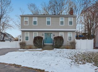 42 Catalpa Cir, Worcester, MA 01603