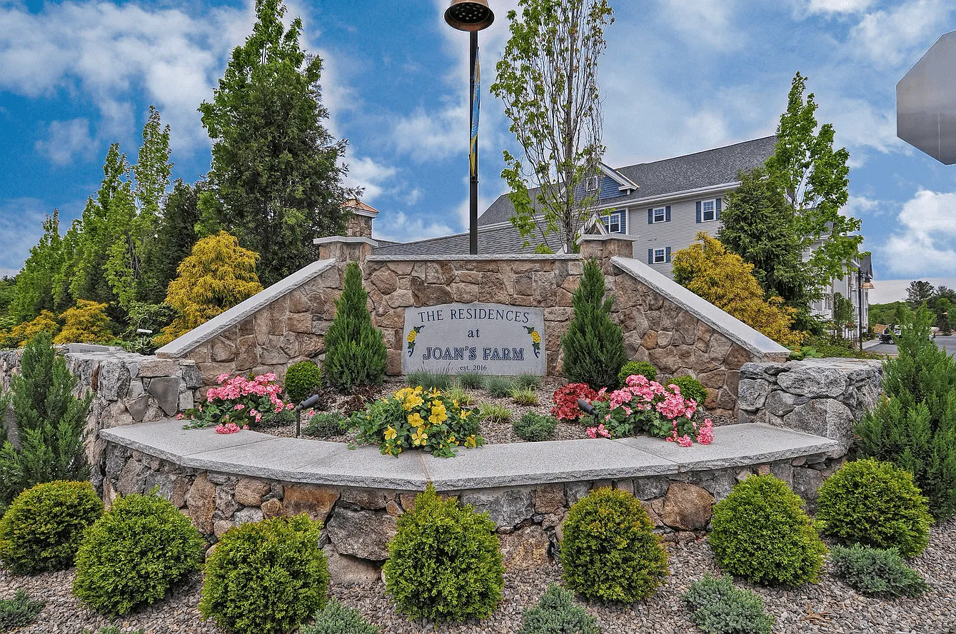 The Residence at Joans Farm — Photo 1