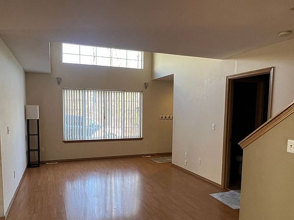 5th image of 9419 17th Pl NE