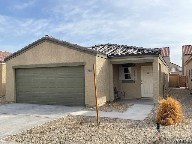 2422 Stonebridge Dr — Photo 2