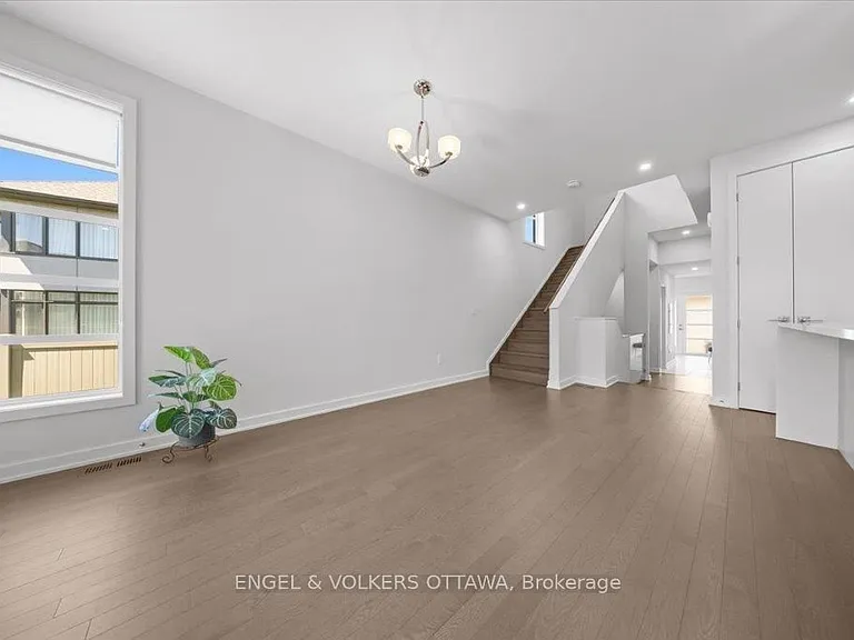 699 Honeydew St — Photo 14