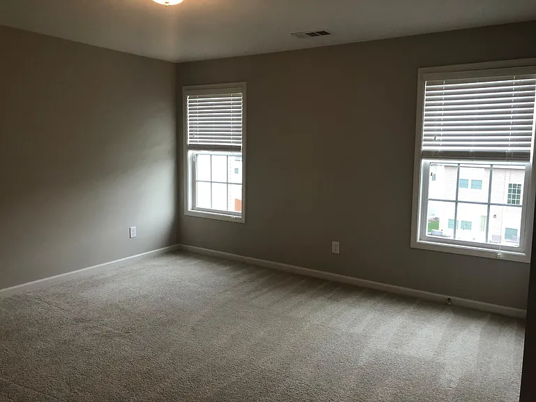 12616 Hartsfield Ln — Photo 6