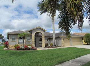 3279 Potomac Ct, Naples, FL 34120