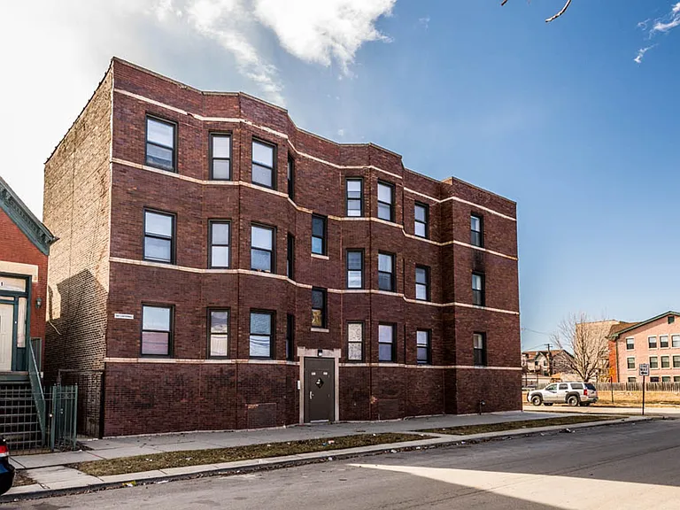 705 S Lawndale — Photo 17