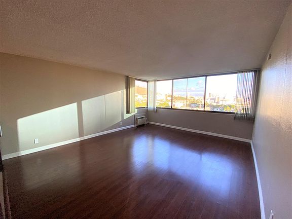 5th image of 55 S Kukui St APT D1314