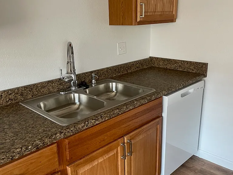 100 W Caldwell Ave #37 — Photo 12