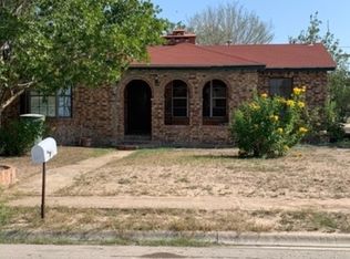 713 Fort Clark Rd, Uvalde, TX 78801