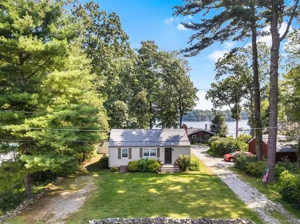 108 Lakeside Drive, Lebanon, CT 06249