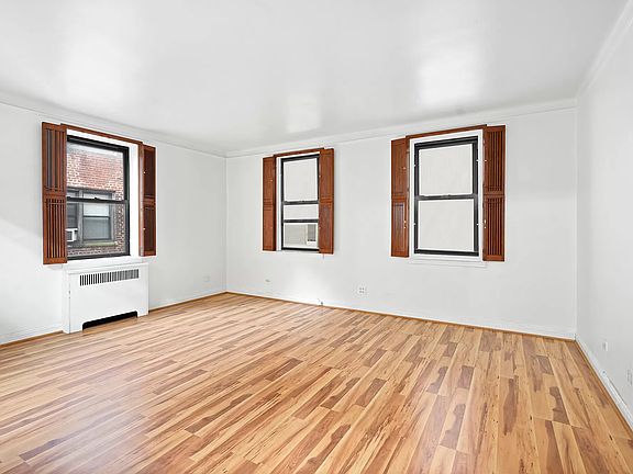 2nd image of 245 E 37th St APT 5D