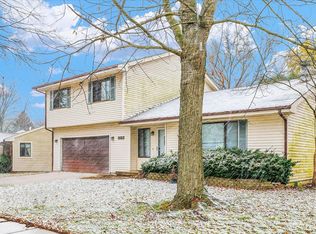2516 Clayton Blvd, Champaign, IL