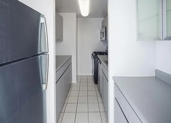 Rented by Warburg | media 14