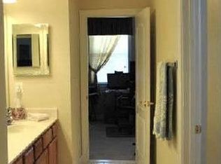 22819 Oakgrove Rd, Sterling, VA 20166