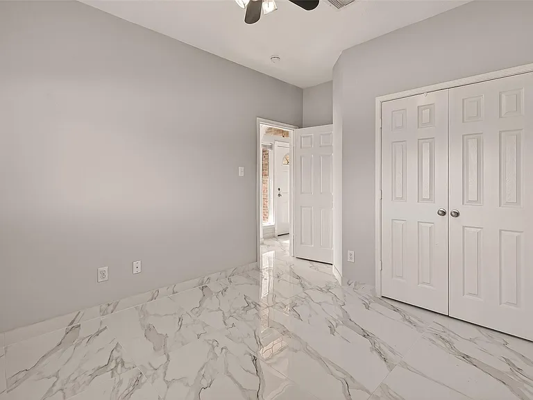 71 N Forrest Ave — Photo 25