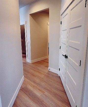 5th image of 4217A Valley View Ct #26