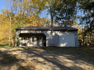 28974 Happy Valley Rd, Albany, OH 45710