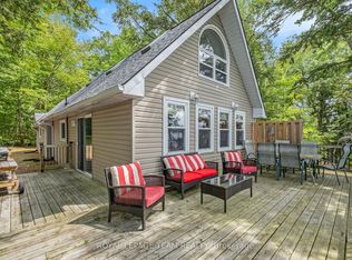 18 O9 Rd, Rideau Lakes, ON K0G1L0
