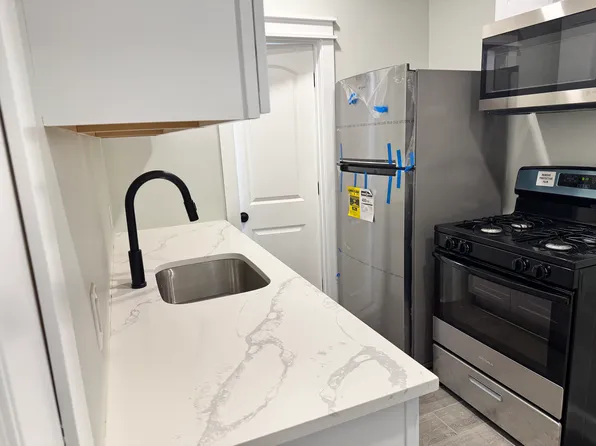 (undisclosed Address), Staten Island, NY 10304