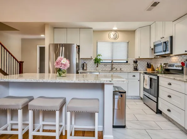 19167 Robinson Road #M, Sonoma, CA 95476