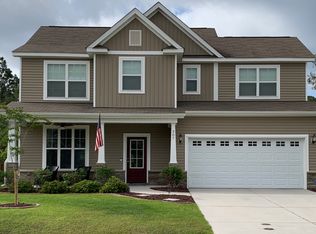 207 Admiral Ct, Sneads Ferry, NC 28460