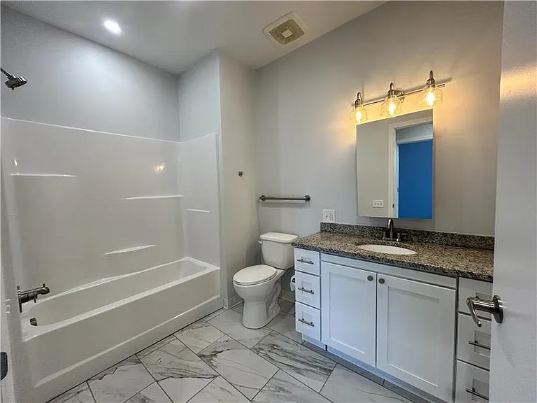 211 Miller Ave — Photo 12