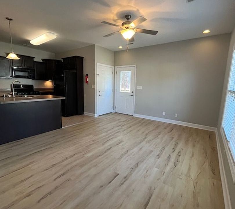 1st image of 434 N Martin Luther King Blvd #201