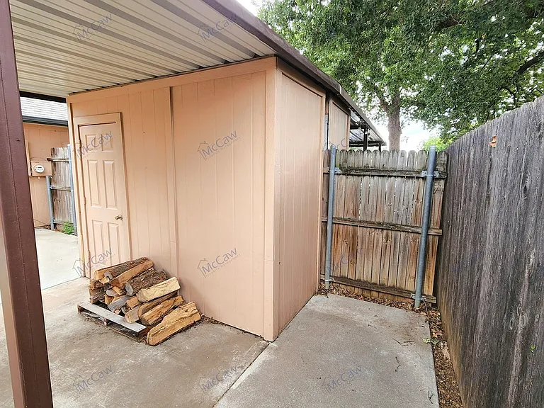 7761 Sable Ln — Photo 16