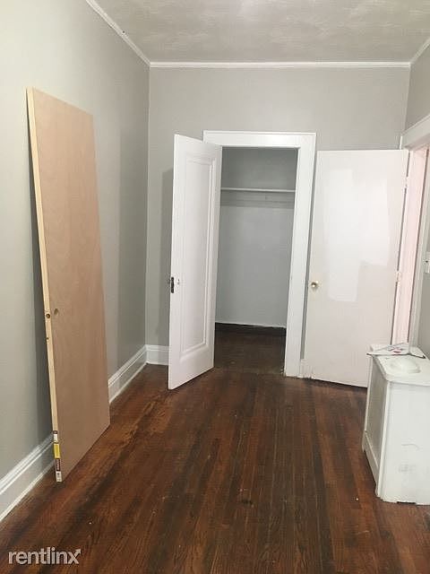 1st image of 126 Tuxedo Pkwy #2