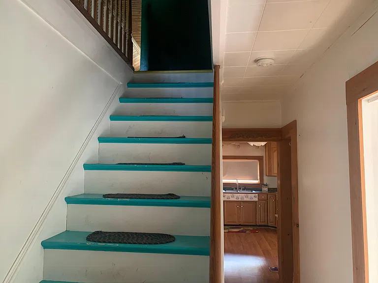 731 College Ave — Photo 17