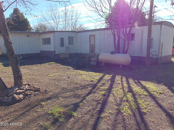 3rd image of 4072 E CRIPPLE CREEK Drive
